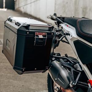 Luggage racks